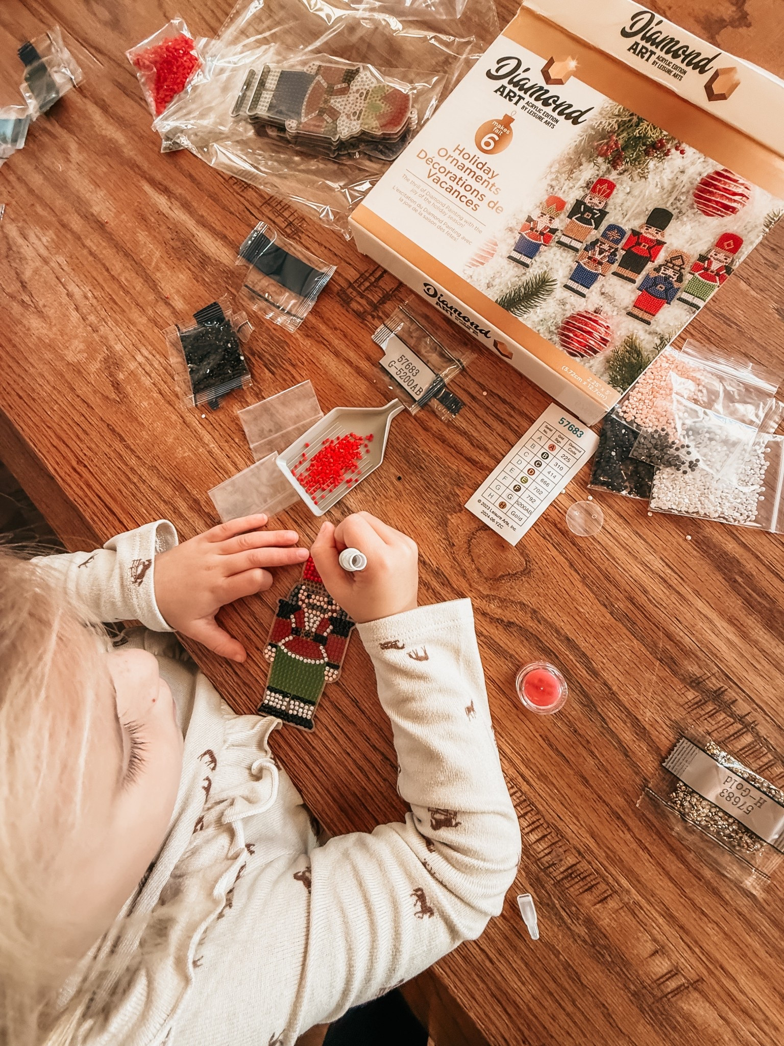 Christmas crafts! Linking some of our faves!