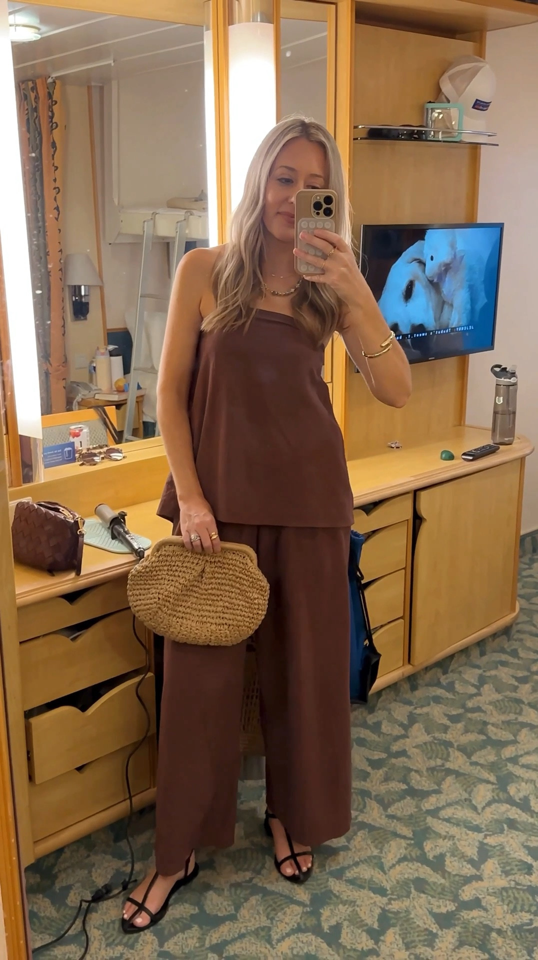 Everything I wore on our latest Royal Caribbean Cruise 🛳️

Cruise outfits
Vacation outfits
Resort wear
Date night outfits 

#LTKootd #LTKOver40 #LTKCyberWeek