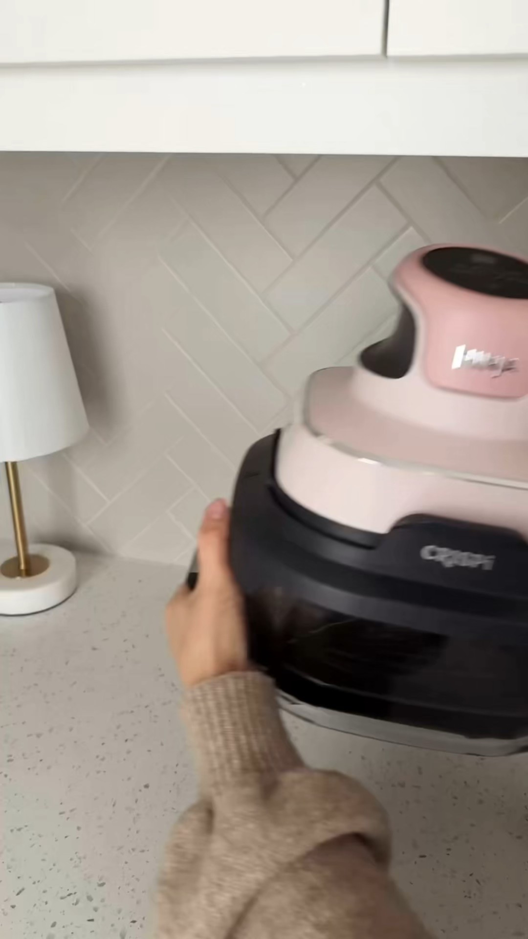 Sometimes you just need a meal just for you … quick, warm, and not complicated. The beauty is my quiet little lifesaver for those in-between moments when everyone else is doing their own thing and I still need something quick to eat. Simple, cozy, and exactly what you needed. 💯

SHOP : https://amzn.markable.ai/FzYebZv4

#easymeals #ninjacrispi #everydayease

#LTKfoodie #LTKHome #LTKGiftGuide