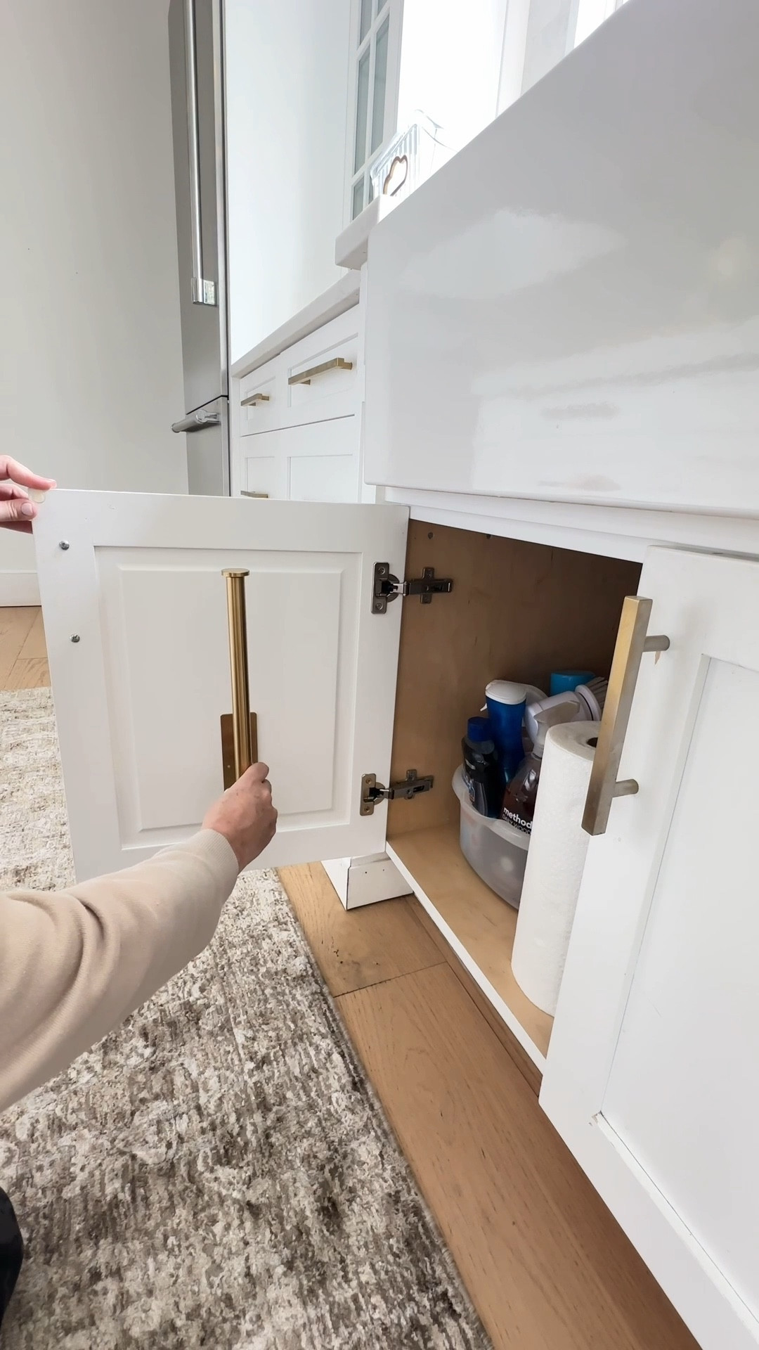 I’ve been using this paper towel holder on the inside of my cabinet door under my sink for a few years now. Durable. Easy installation. 

Organization | Cleaning | Amazon Find

#LTKFindsUnder50 #LTKHome #LTKSaleAlert