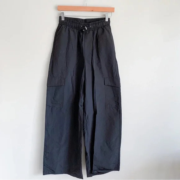 Pine & Stitch wide leg cargo drawstring parachute pants black size small | Poshmark