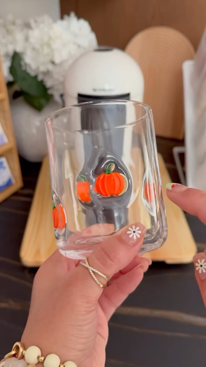 Everyone knows that the unofficial first day of fall is when PSL lattes are out 😉 🎃
These pumpkin glasses are so cute!! Perfect for any cold drinks!

#LTKfoodie #LTKHome #LTKSeasonal