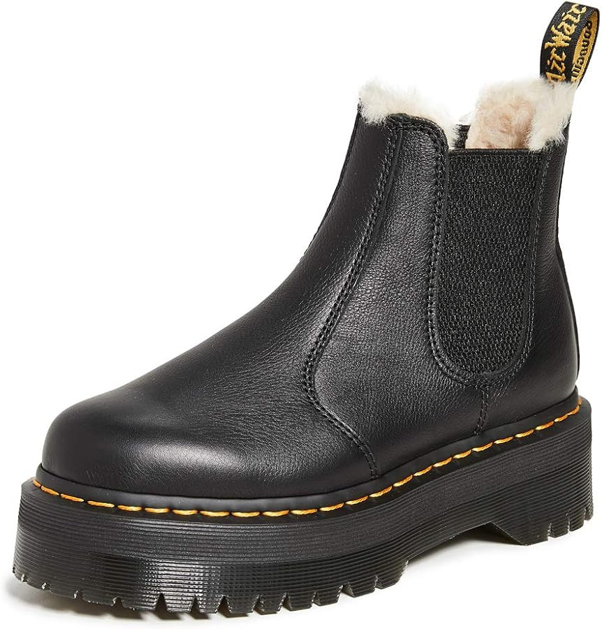Dr. Martens Women's Unlined Chelsea Half Shaft Ankle Boots Snow | Amazon (US)