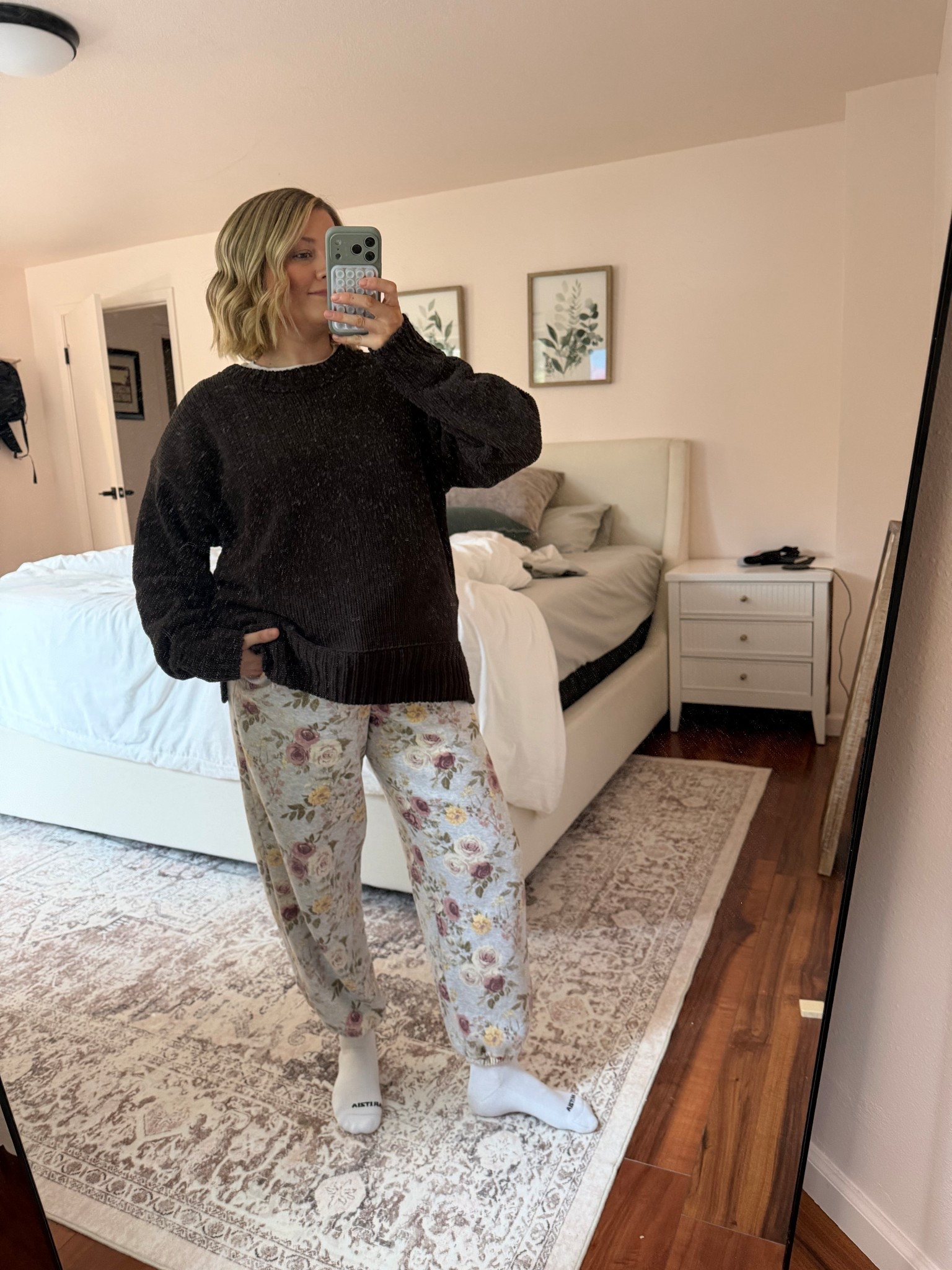 comfy mom fit on sale 

Wearing small in both! Tun true to size 

#LTKootd #LTKSaleAlert #LTKPetite