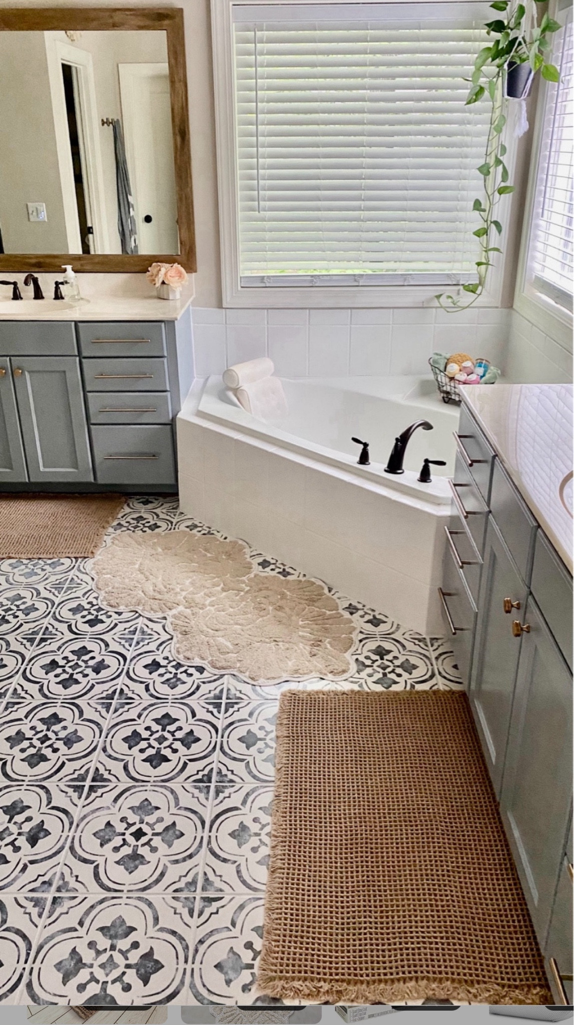 My dreamy bathroom oasis ✨

This gorgeous bath rug from Anthropologie and gives all the boho vibes 

Shop bathroom decor and upgrades ⬇️

#LTKHome #LTKFindsUnder100 #LTKSaleAlert