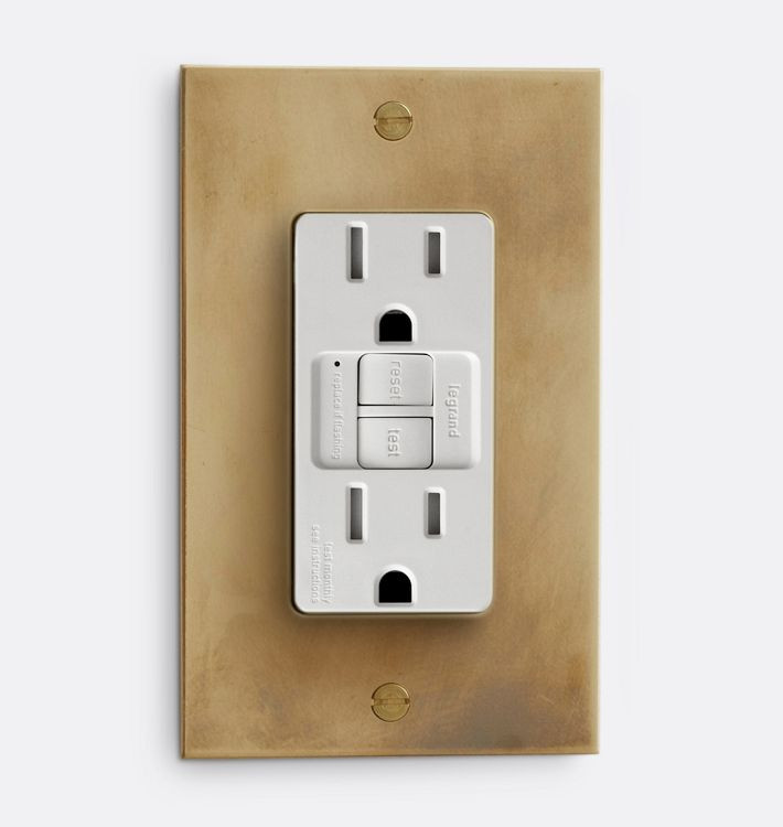 Forbes & Lomax GFCI Duplex Outlet | Rejuvenation