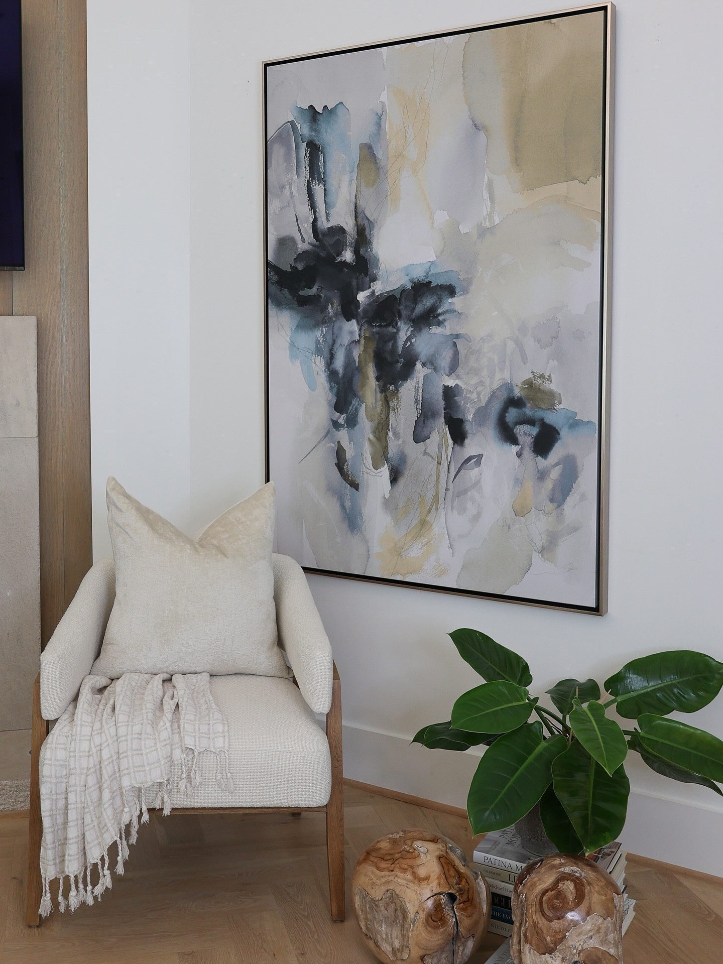 Outrageous Exclusives by Leftbank Art – handcrafted in California and only available at OI+D. 🎨 These striking pieces are designed to elevate your space and make your home feel unforgettable. You won’t find them anywhere else—and the best part? They’re made to order and ready to ship in just 4–6 weeks.

✨ Art that’s bold, beautiful, and uniquely you.
🛒 Click to shop now and bring one home!