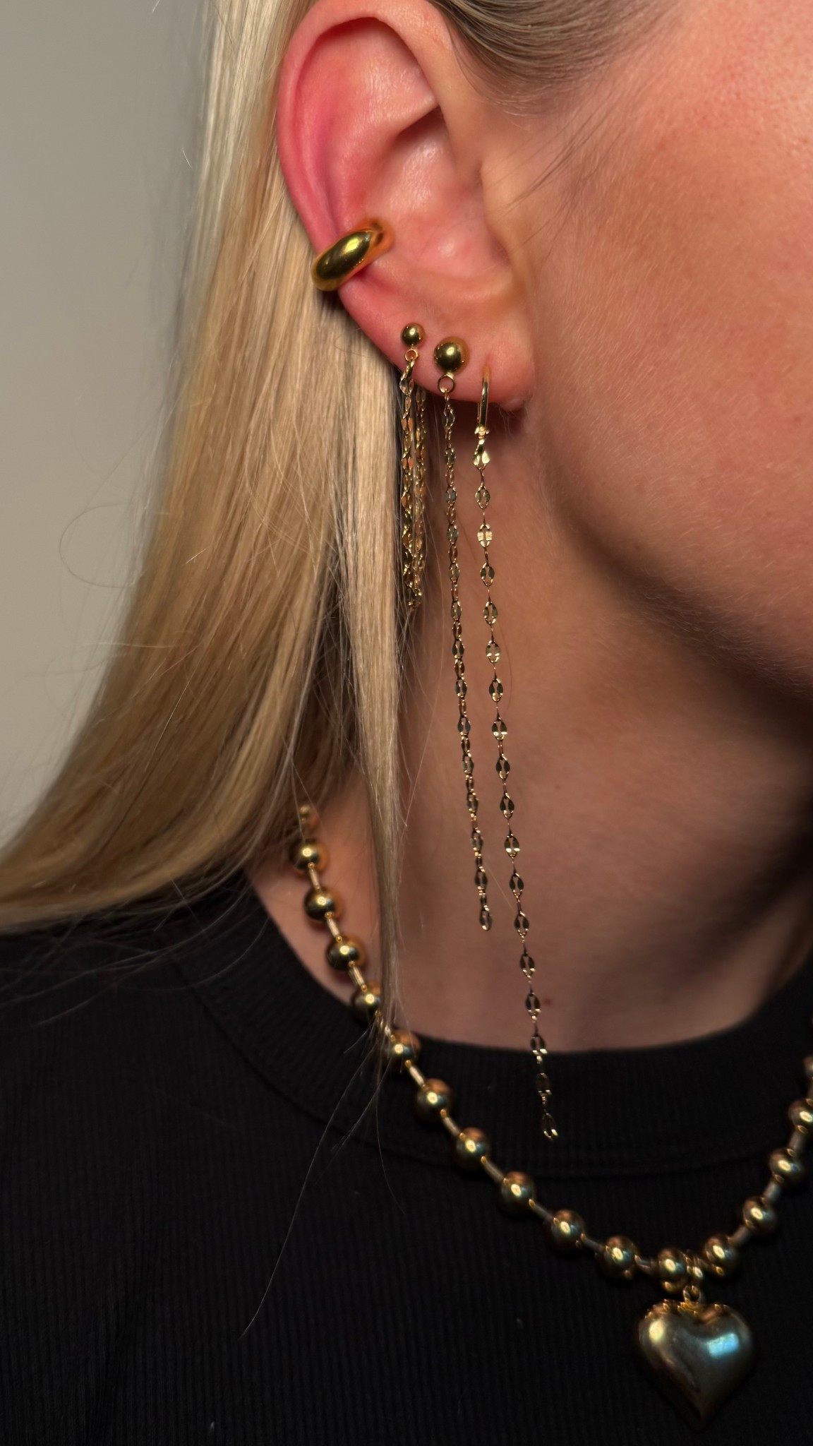 Duster earrings are a must add for your Christmas list! Perfect stocking stuffer☃️✨

#LTKHoliday #LTKStyleTip #LTKFindsUnder50