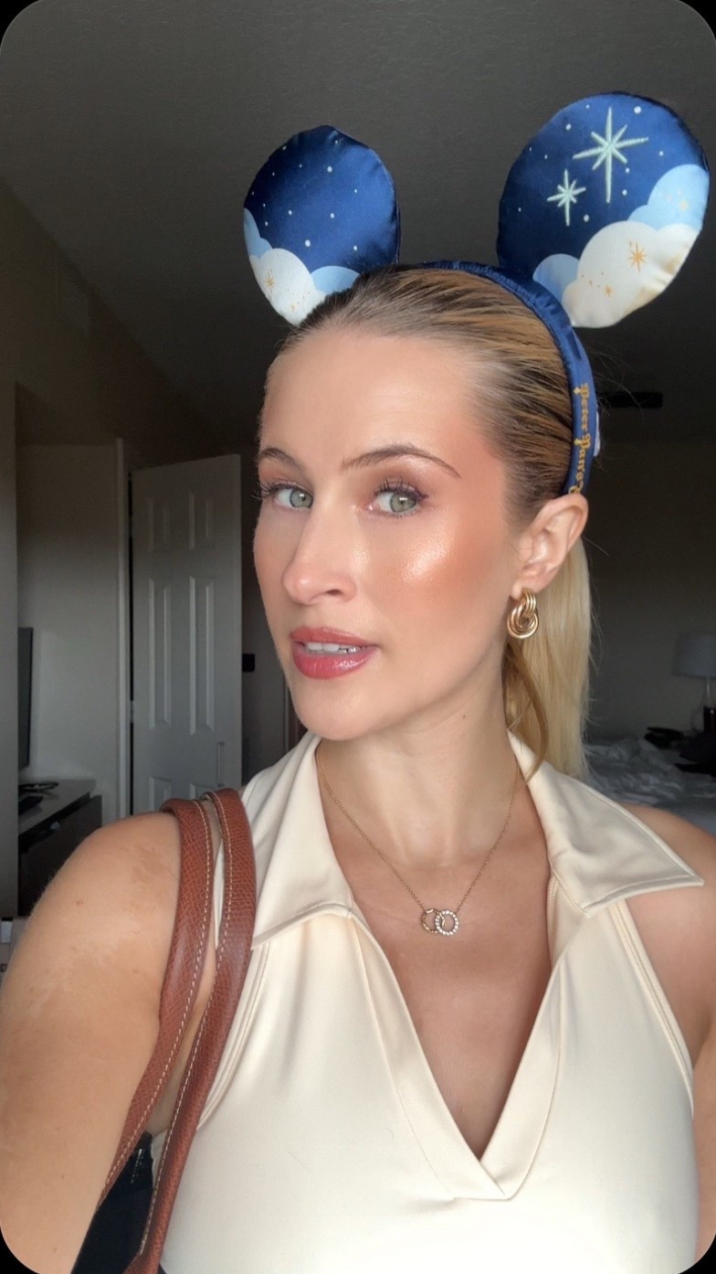 Disney makeup that *LASTS* through the extra hot summer days, rain, humidity and many many hours at the park 

Summer Makeup | hot weather makeup | Disney makeup | lomg wear makeup

#LTKgrwm #LTKBeauty #LTKSeasonal