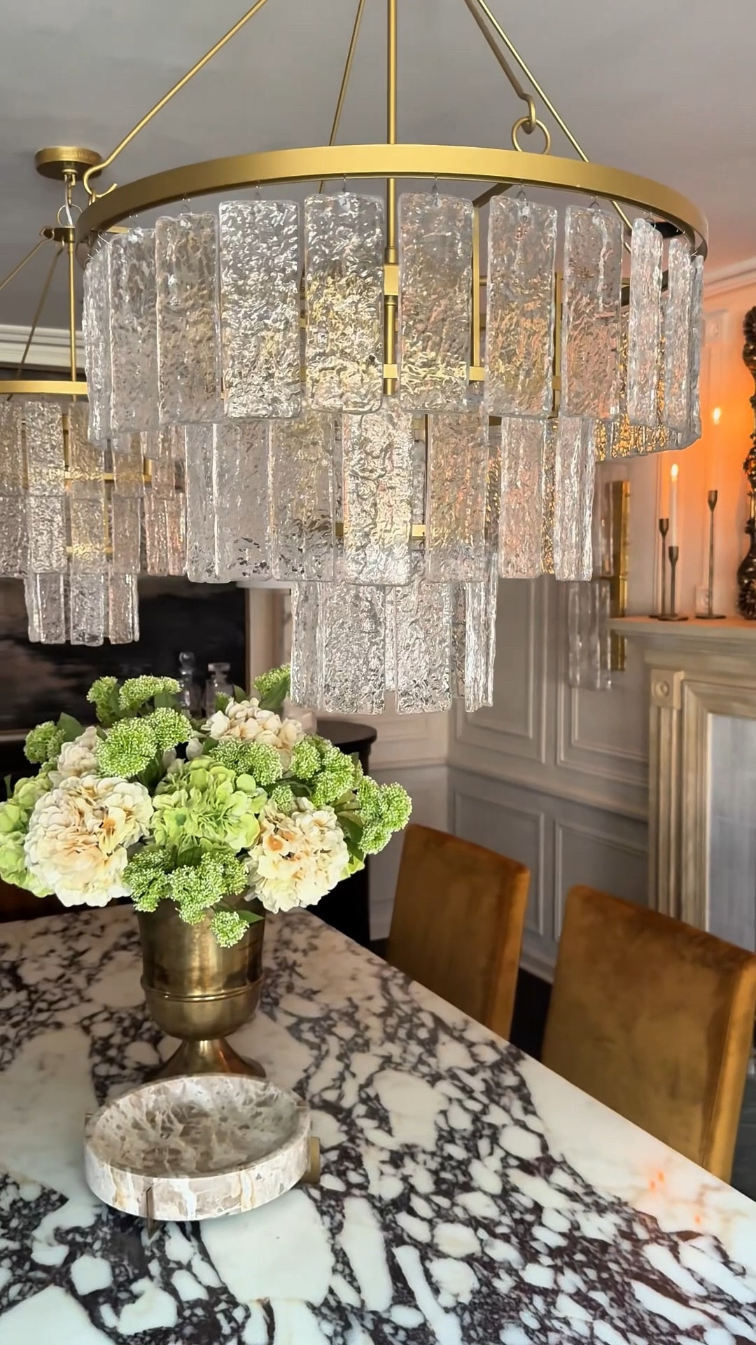 Because lighting is the crown jewel of a room @wayfair makes it easy to find one in your style. ✨

#Ad #WayfairPartner #NewYearNewYou #Wayfair