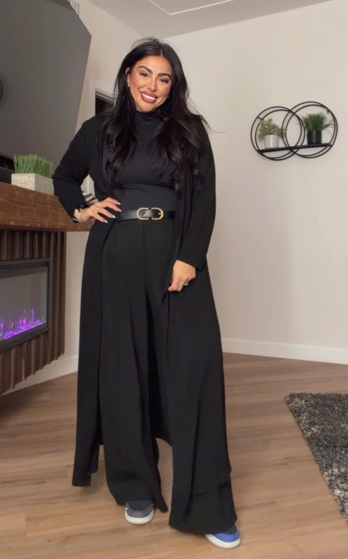 When in doubt, black out 🖤🖤

#LTKBeauty #LTKootd #LTKMidsize