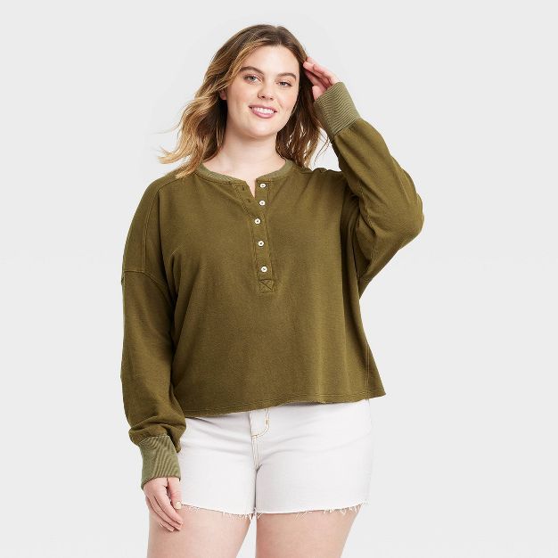 Women's Long Sleeve Henley Neck Cropped Shirt - Universal Thread™ | Target