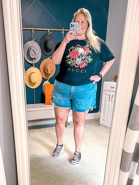 It’s so GUCCI 

Jean shorts, graphic tee, and platform sandals for the perfect spring outfit! 

#LTKSeasonal #LTKstyletip #LTKcurves