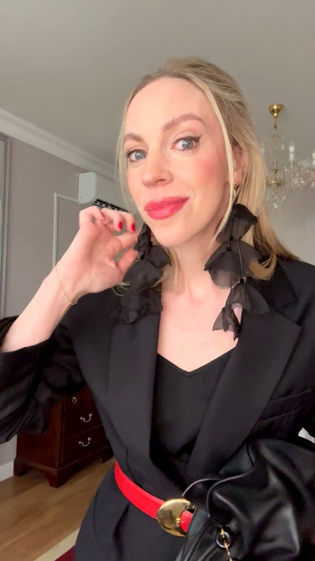 Summer date night, black and white outfit, oversized black blazer with white jeans, summer 2026

#LTKgrwm #LTKOver40 #LTKSaleAlert