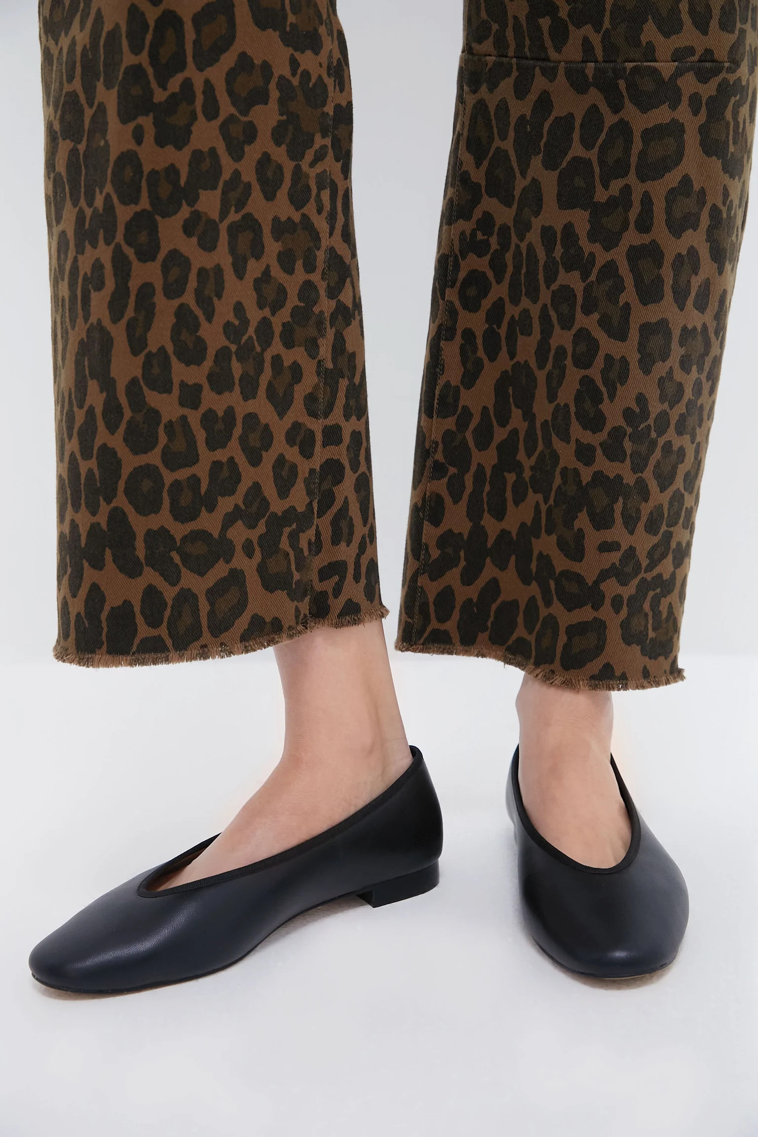 Black Leather Nina Flats | Tuckernuck (US)