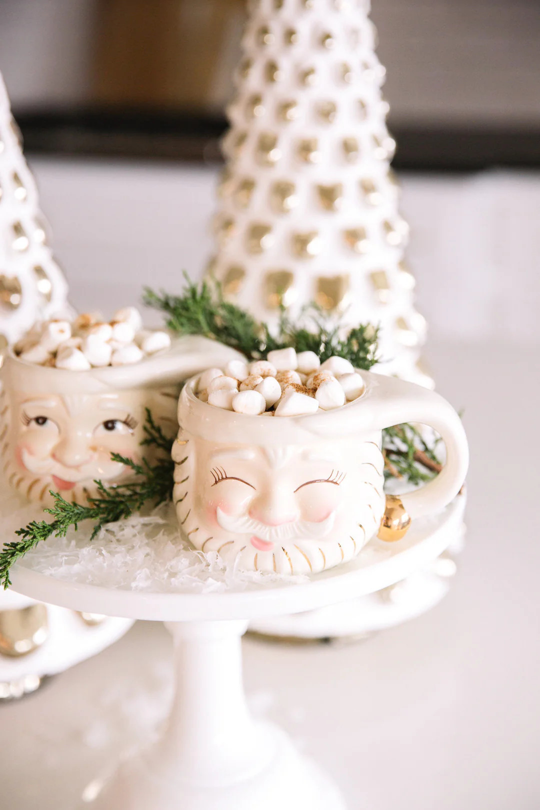 Papa Noel Cream Mug - Eyes Closed | Pink Antlers