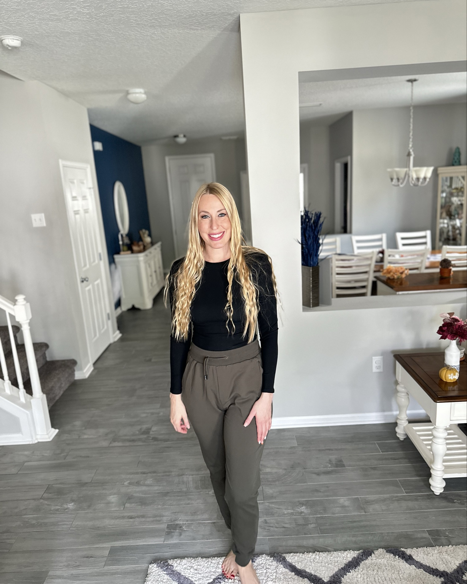 Tall girl joggers in army green 
🖤 these are nice and long also very comfy and warm 
🖤 fits true to size 

#LTKStyleTip #LTKFindsUnder50 #LTKFitness