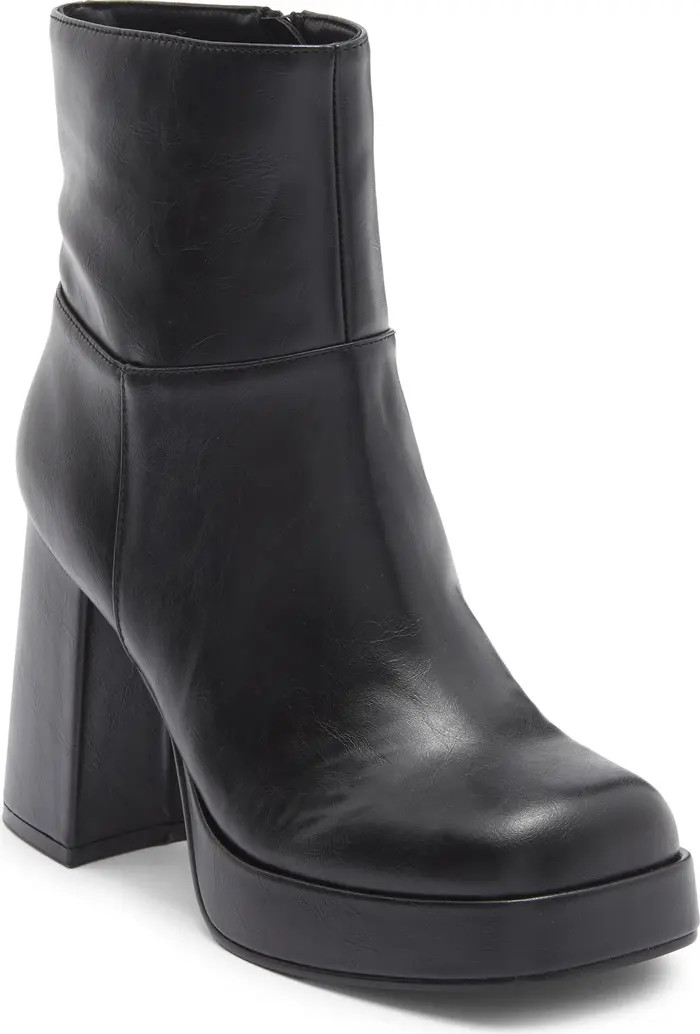 Izabelle Platform Boot (Women) | Nordstrom Rack