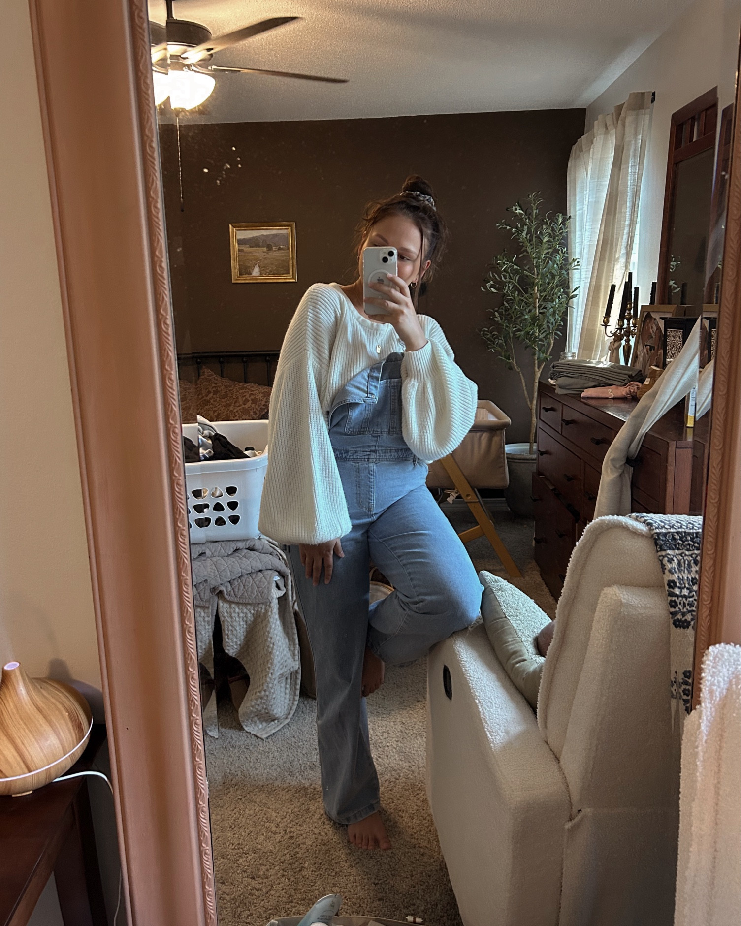 Weather transitioning outfit🤍 
Sweater is SABO Skirt but it’s sold out online - tagged similar styles (:

#LTKSeasonal #LTKStyleTip