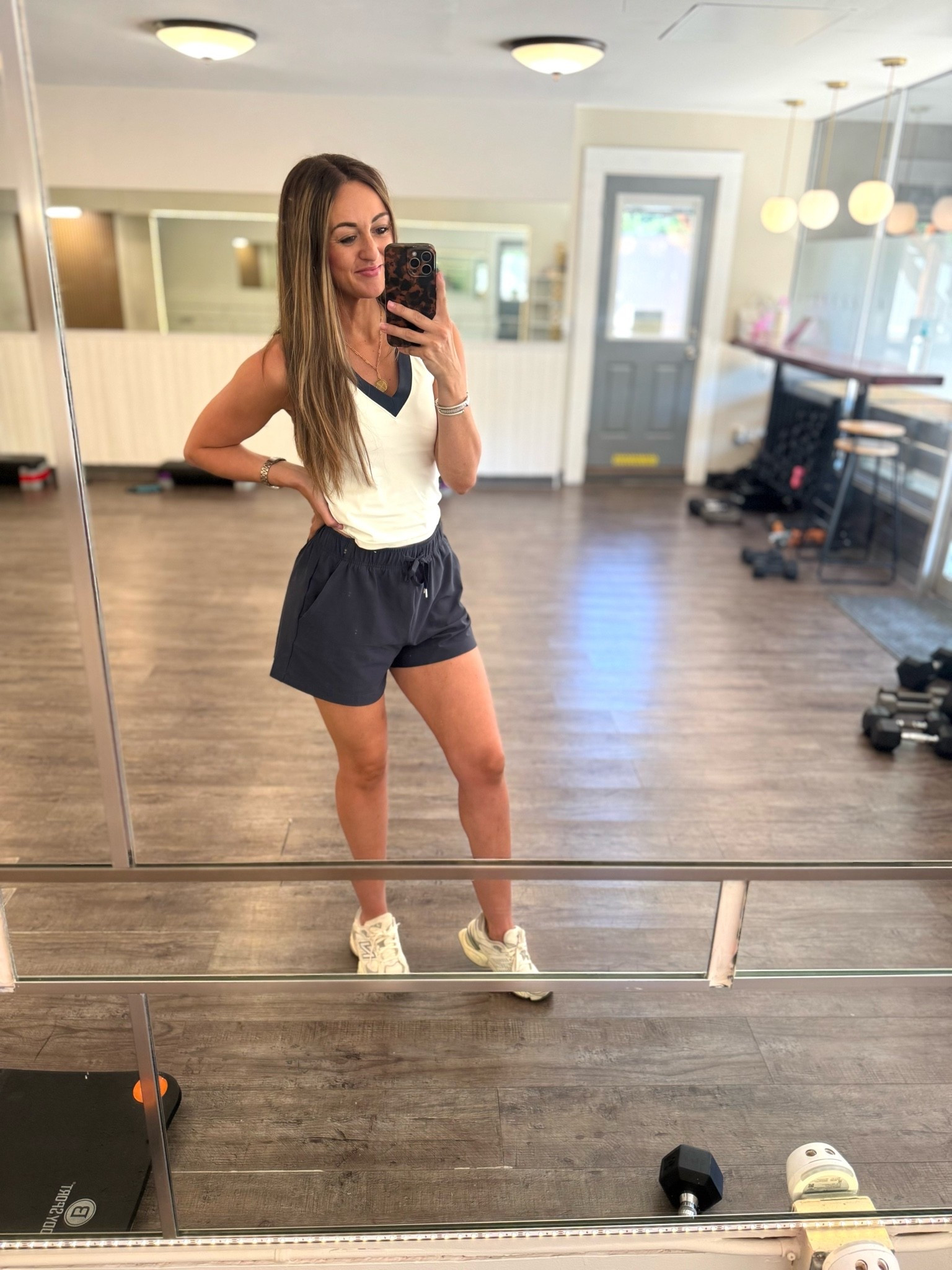 Medium top, small in shorts + joggers | 5’6” 132lb

#LTKfitnessgoals #LTKActive #LTKmomlife
