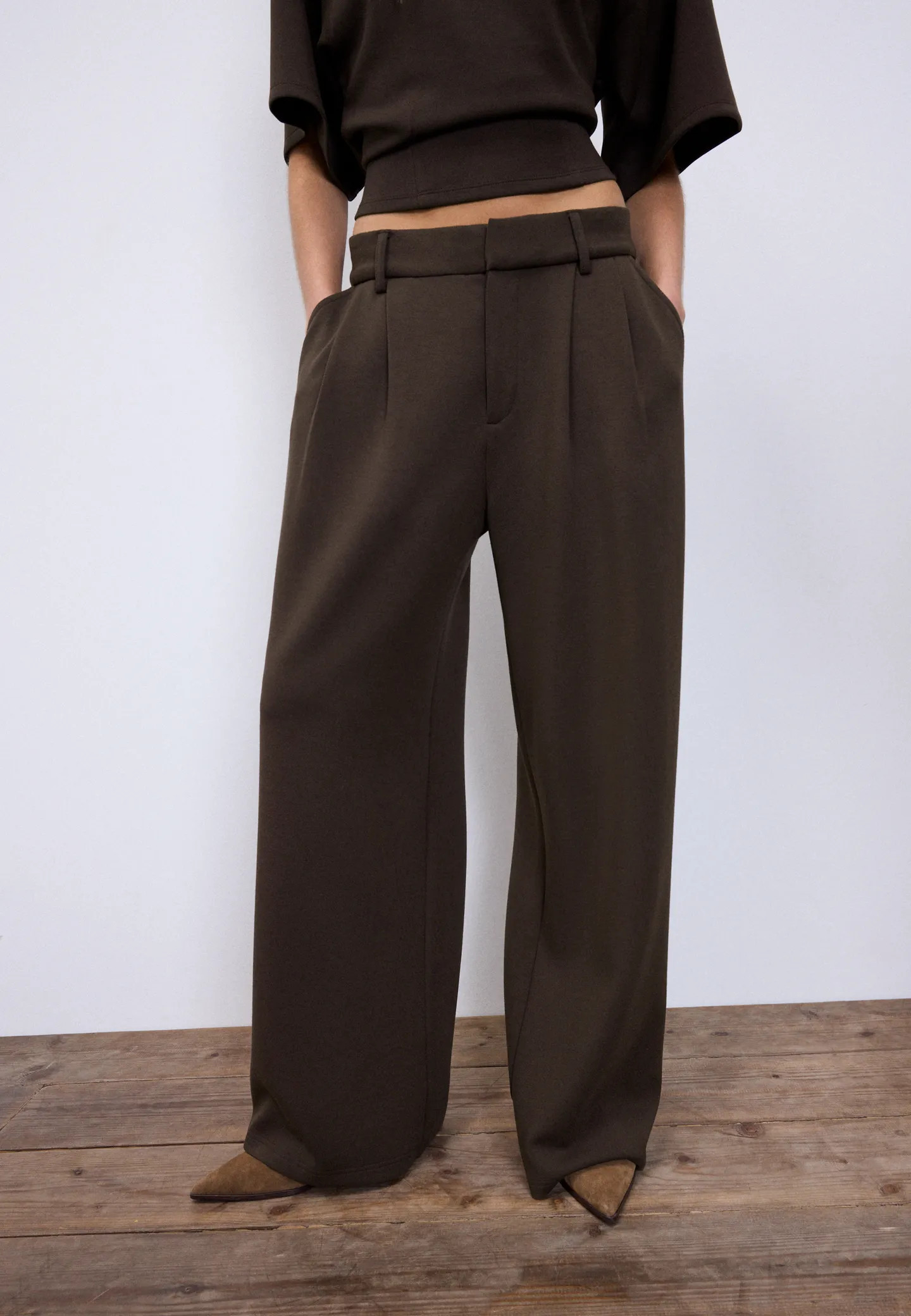 Soft-touch dress trousers - Women's See all | Stradivarius United Kingdom | Stradivarius (UK)