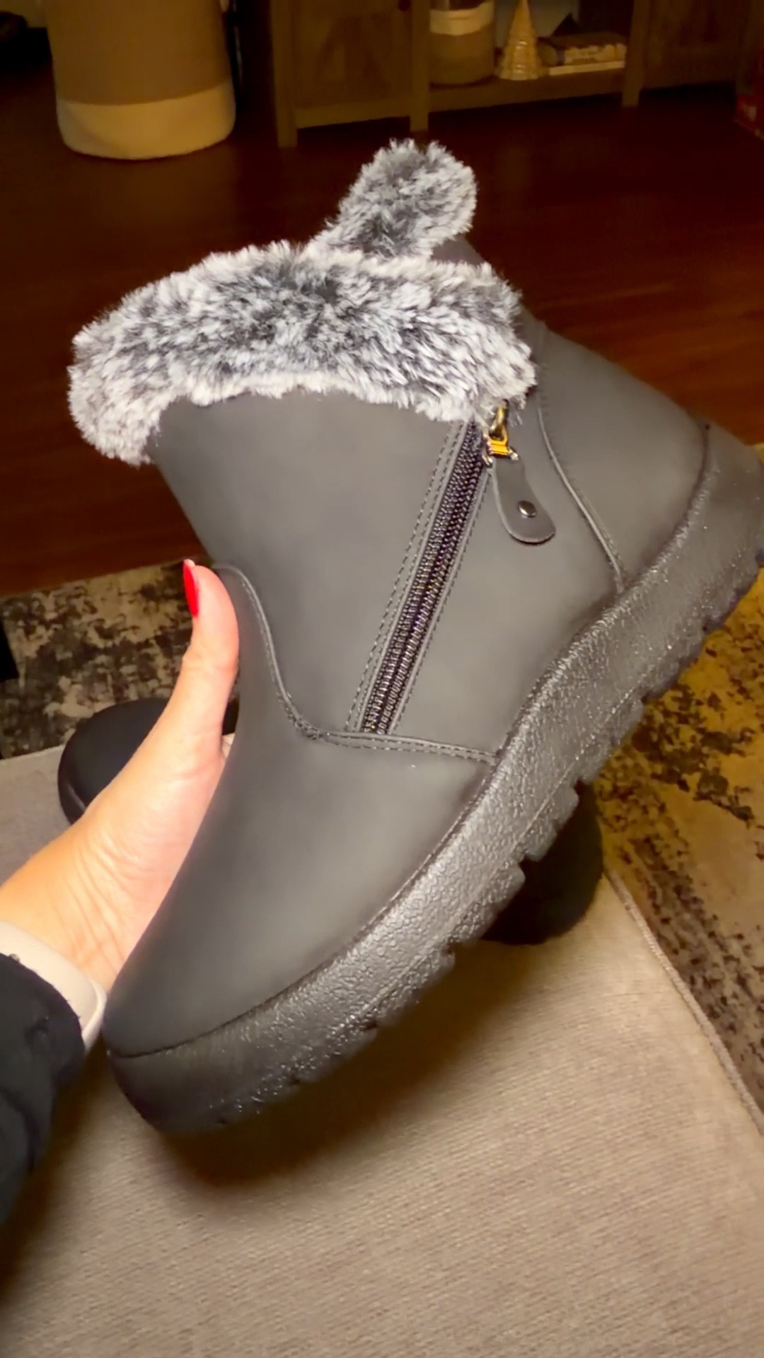 Super cute lightweight winter boots. Also great for the rain. ☔️ 🌧️ Fur lining that keeps your feet nice and warm.


#LTKFindsUnder50 #LTKSeasonal #LTKHoliday