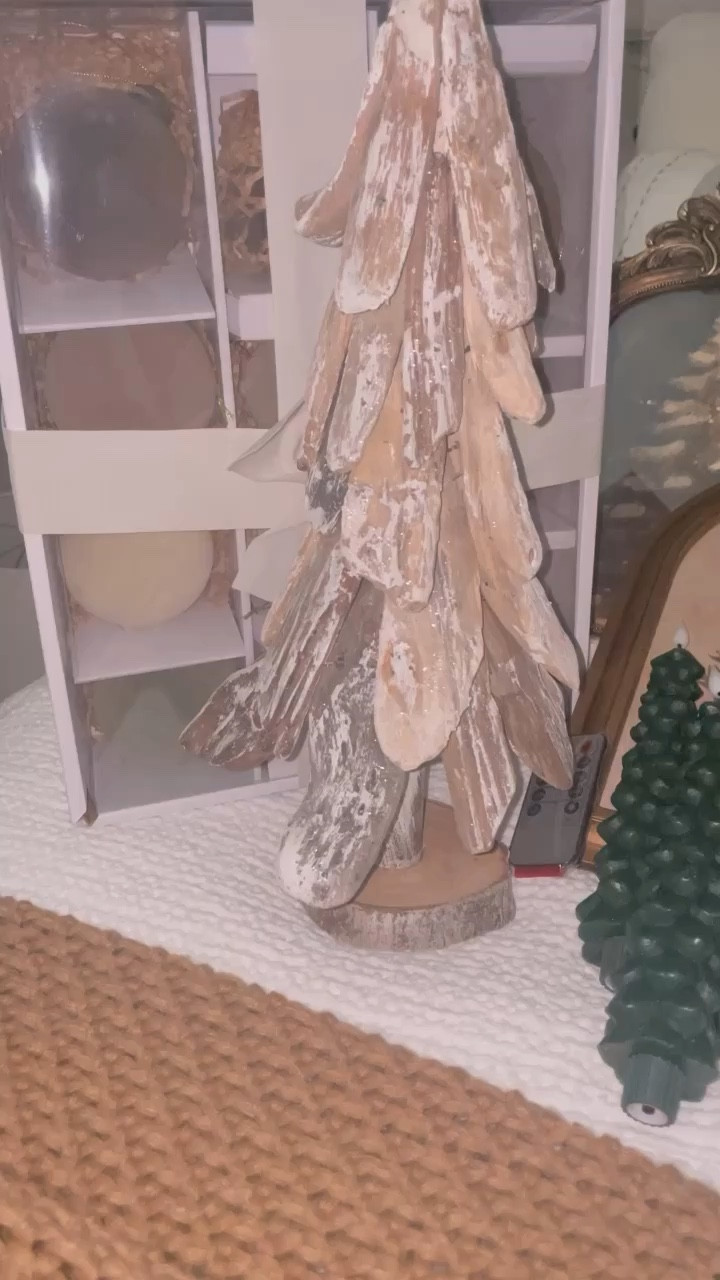 Holiday decor
Christmas decorations 


#LTKSeasonal #LTKHoliday