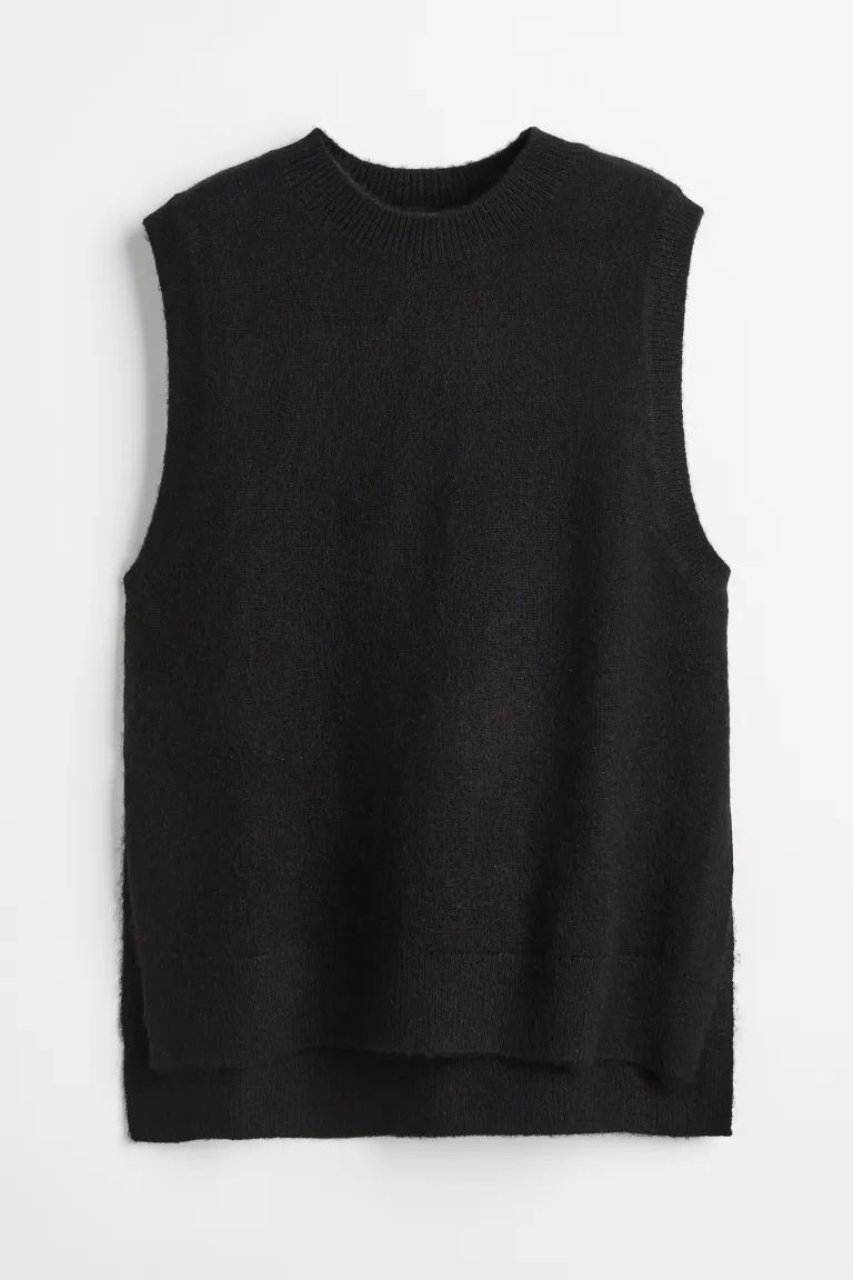 Knitted sweater vest | H&M (UK, MY, IN, SG, PH, TW, HK)