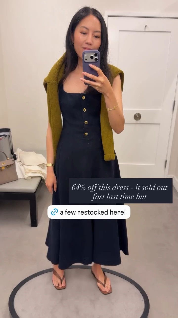 Dress on sale!

#Nordstrom
#AnniversarySale
#longdress
#summerdress
#navydress

#LTKootd #LTKSeasonal #LTKSaleAlert