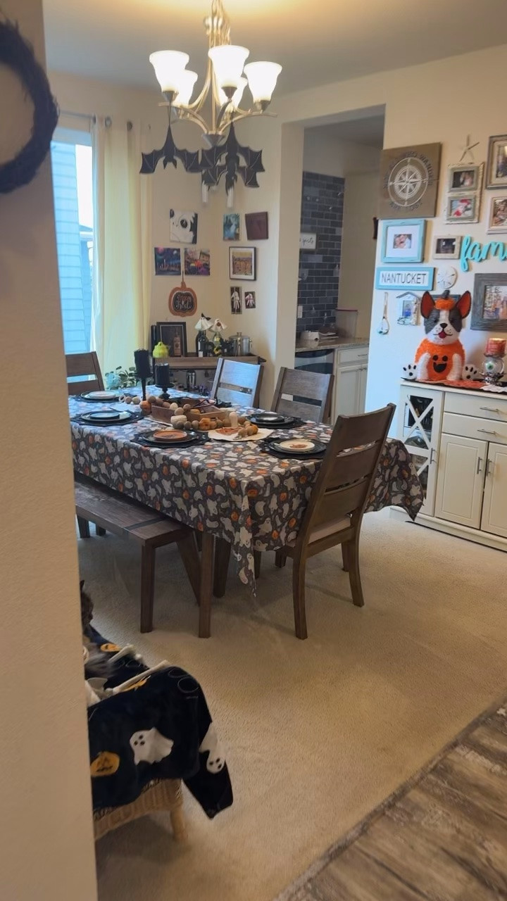 Video 1 of my Halloween decor tour 
#halloween #halloweendecor #raedunnhalloween #targethalloween #bullseyesplaygroundhalloween #potterybarnhalloween

#LTKHome #LTKSeasonal