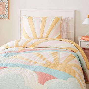 Sunny Sky Quilt | West Elm (US)