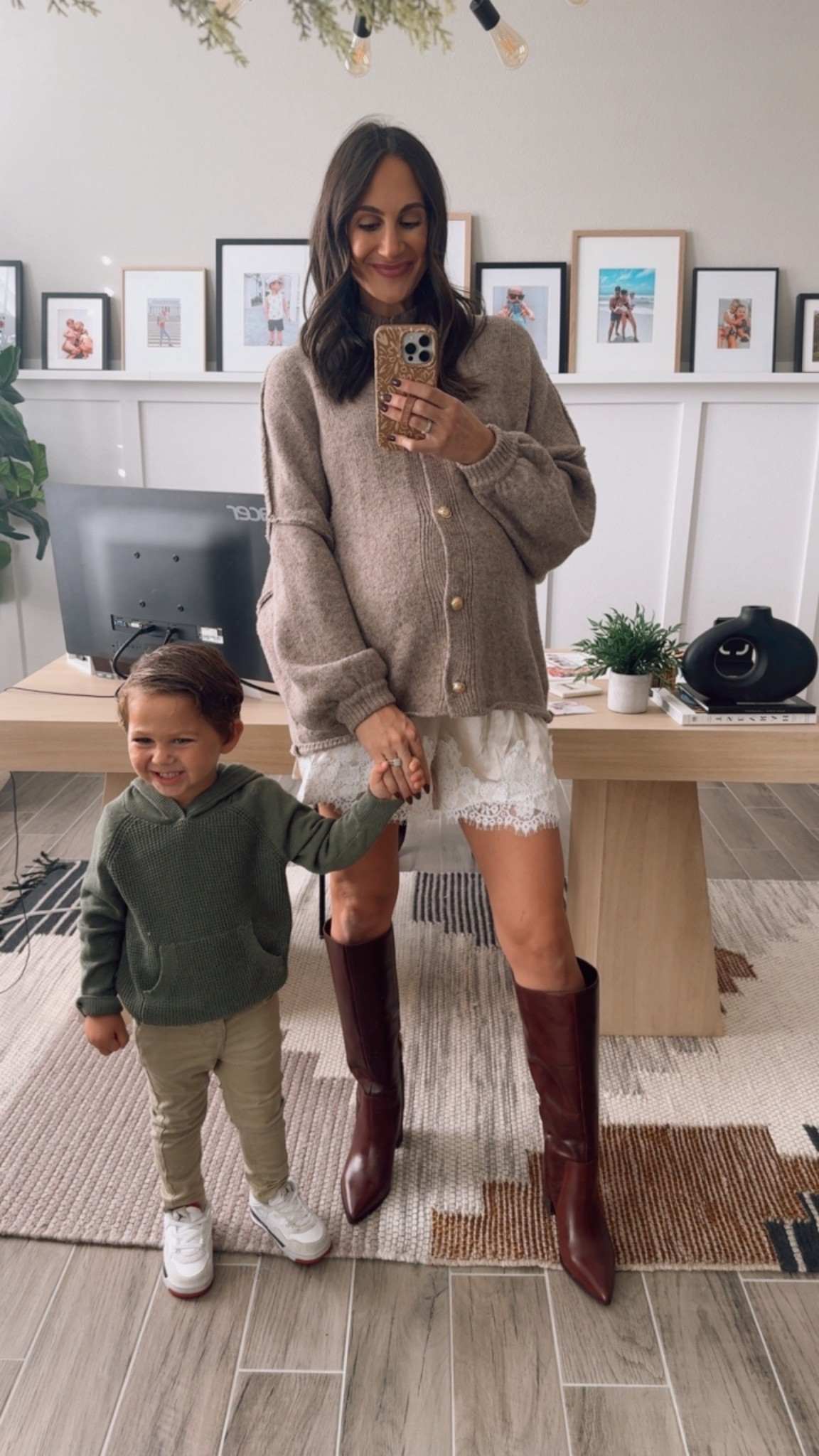 Thanksgiving ootd 


#LTKBump #LTKFindsUnder50 #LTKootd