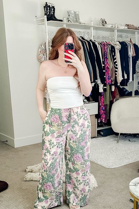 Love these fun pants from Abercrombie. Wearing size medium short. 

Spring outfit. Summer outfit. 

#LTKmidsize #LTKstyletip #LTKfindsunder100