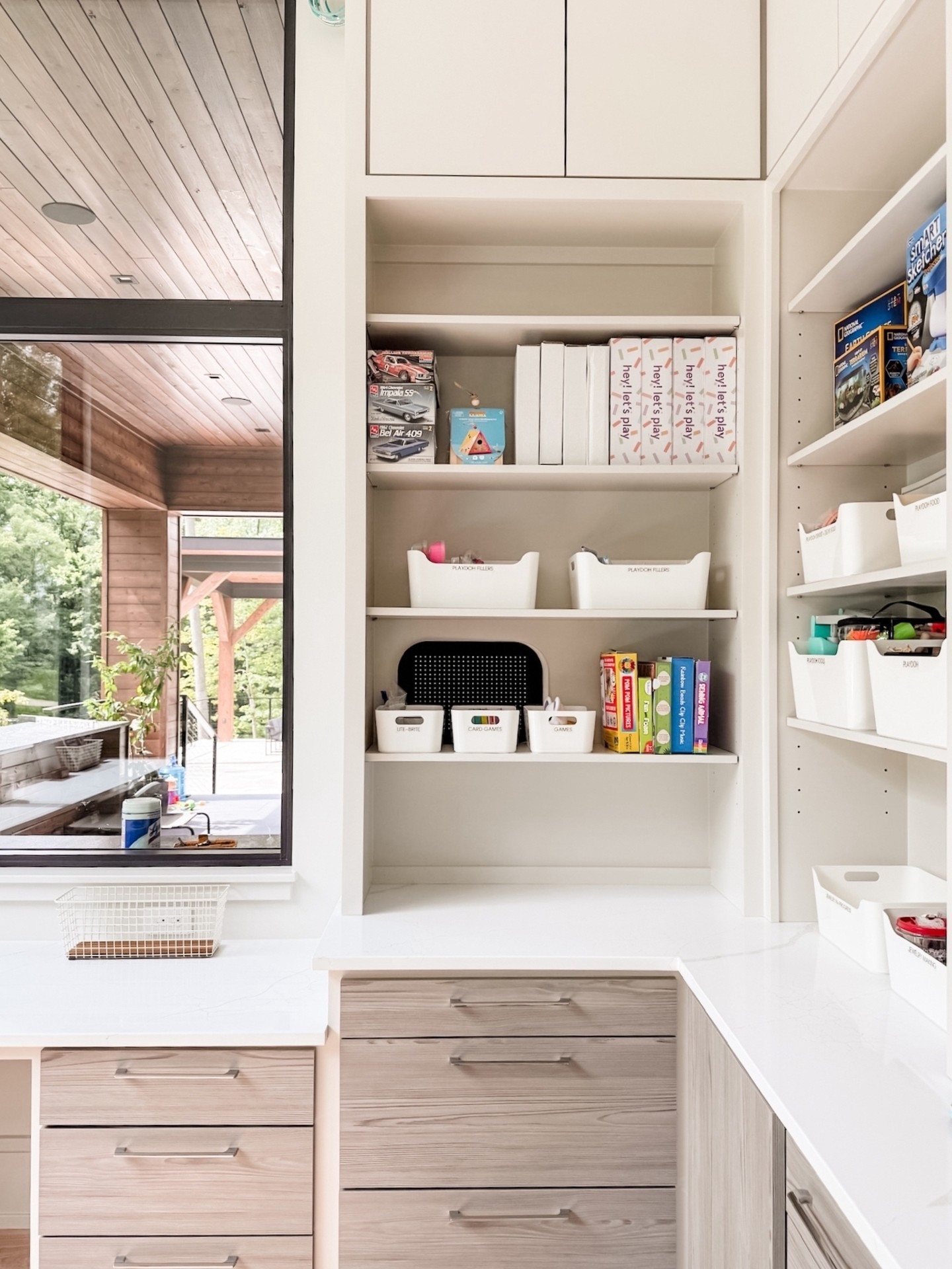 Christmas break is right around the corner — and that means cozy days and lots of creative energy to burn! 🎨

We’re obsessed with how this craft zone turned out, perfectly organized, easy to access, and designed to let little imaginations run wild (without the chaos). 

By giving everything a place, your kiddos can create independently and clean up like pros — which makes this setup a win for them and for you. 

Ready to turn your own craft chaos into a calm, creative space? You’re one edit session away from getting there! Now booking for 2026!