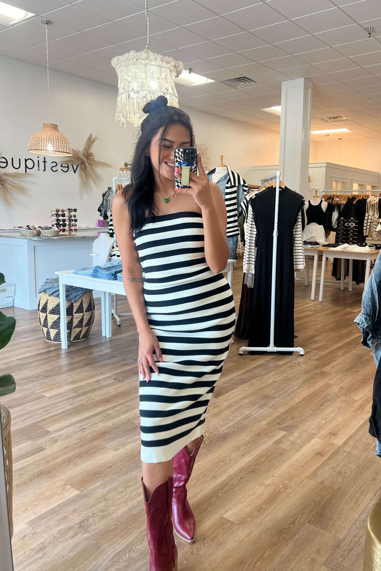 The only bodycon you NEED! 

#LTKFindsUnder100 #LTKStyleTip #LTKSeasonal