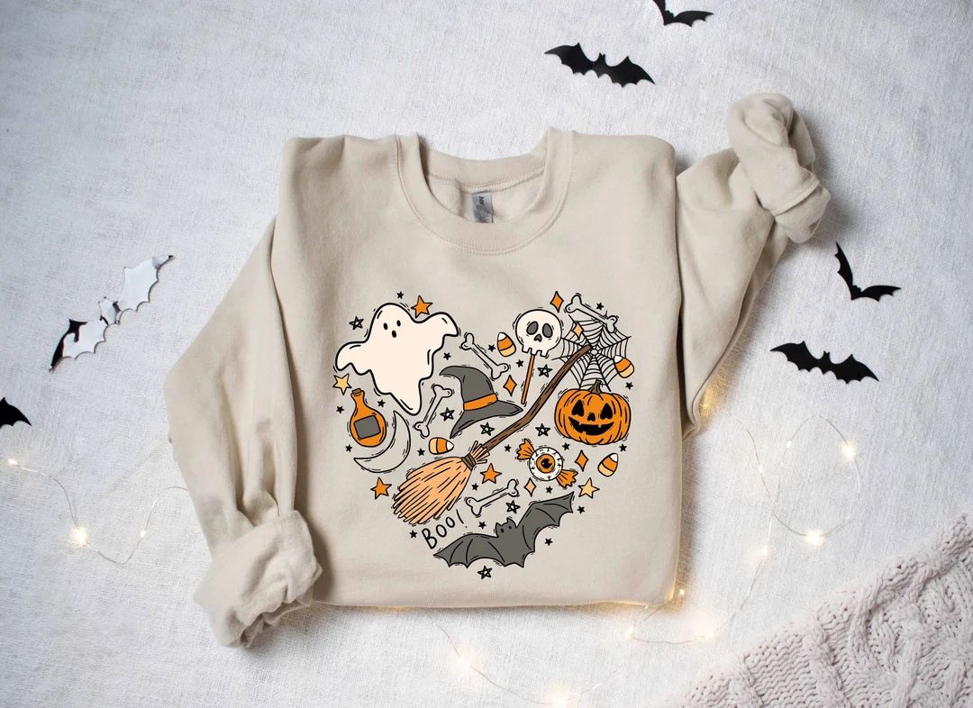 Halloween Doodles Hearth Shirt Gift for Halloween Moms Cute - Etsy | Etsy (US)