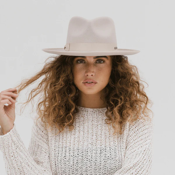 Monroe Rancher | Gigi Pip