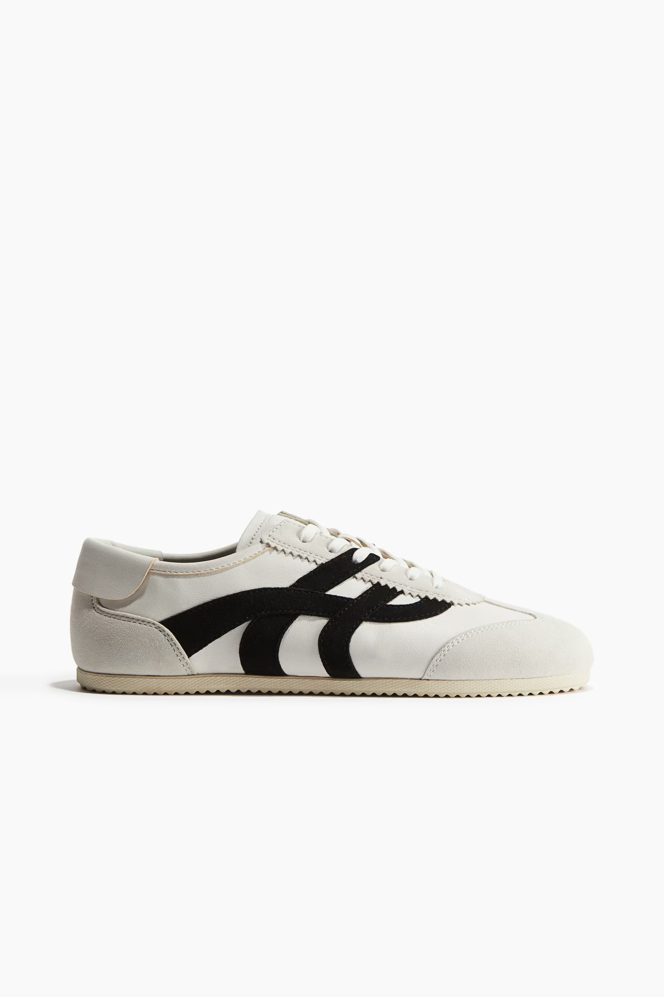 Sneaker aus Veloursleder | H&M (DE, AT, CH, NL, FI)