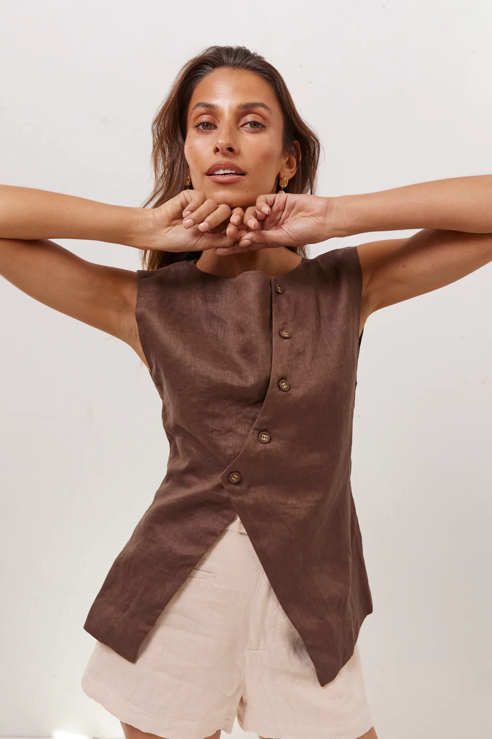 Aria Linen Vest Chocolate | VRG Grl