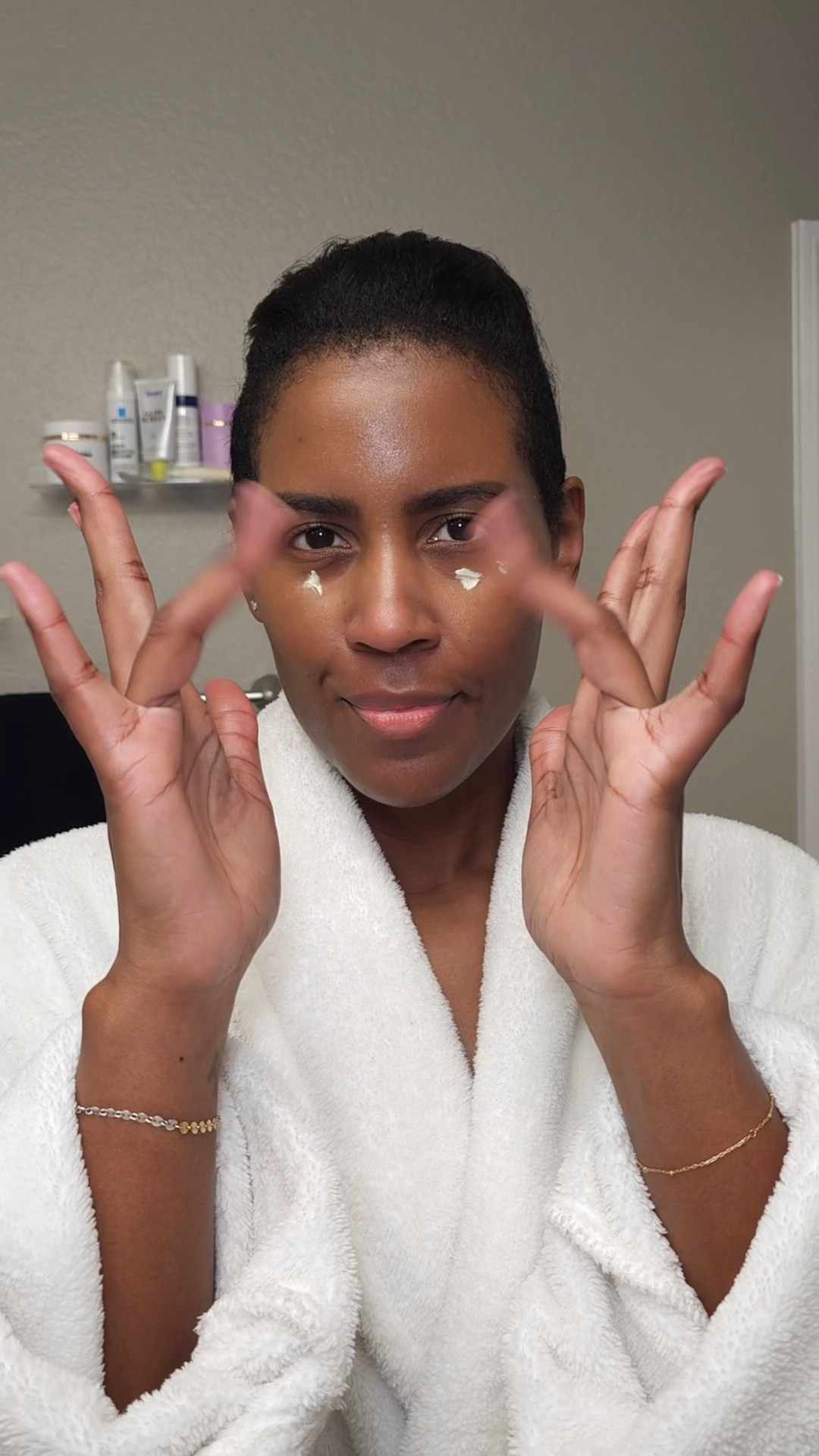 Use your ring fingers to apply your under eye cream. Love the Kiehl’s Avocado cream. Super hydrating to fight those fine lines

Skincare

#LTKBeauty #LTKOver40