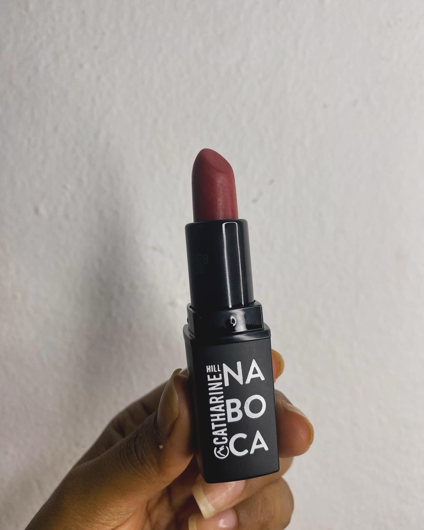 Batom em bala semi matte. Confere sensação confortável nos lábios, alta fixação e cor intensa, ideal para todas as ocasiões.


#ltkbrasil #batom #beauty

#LTKsalealert #LTKbeauty #LTKbrasil