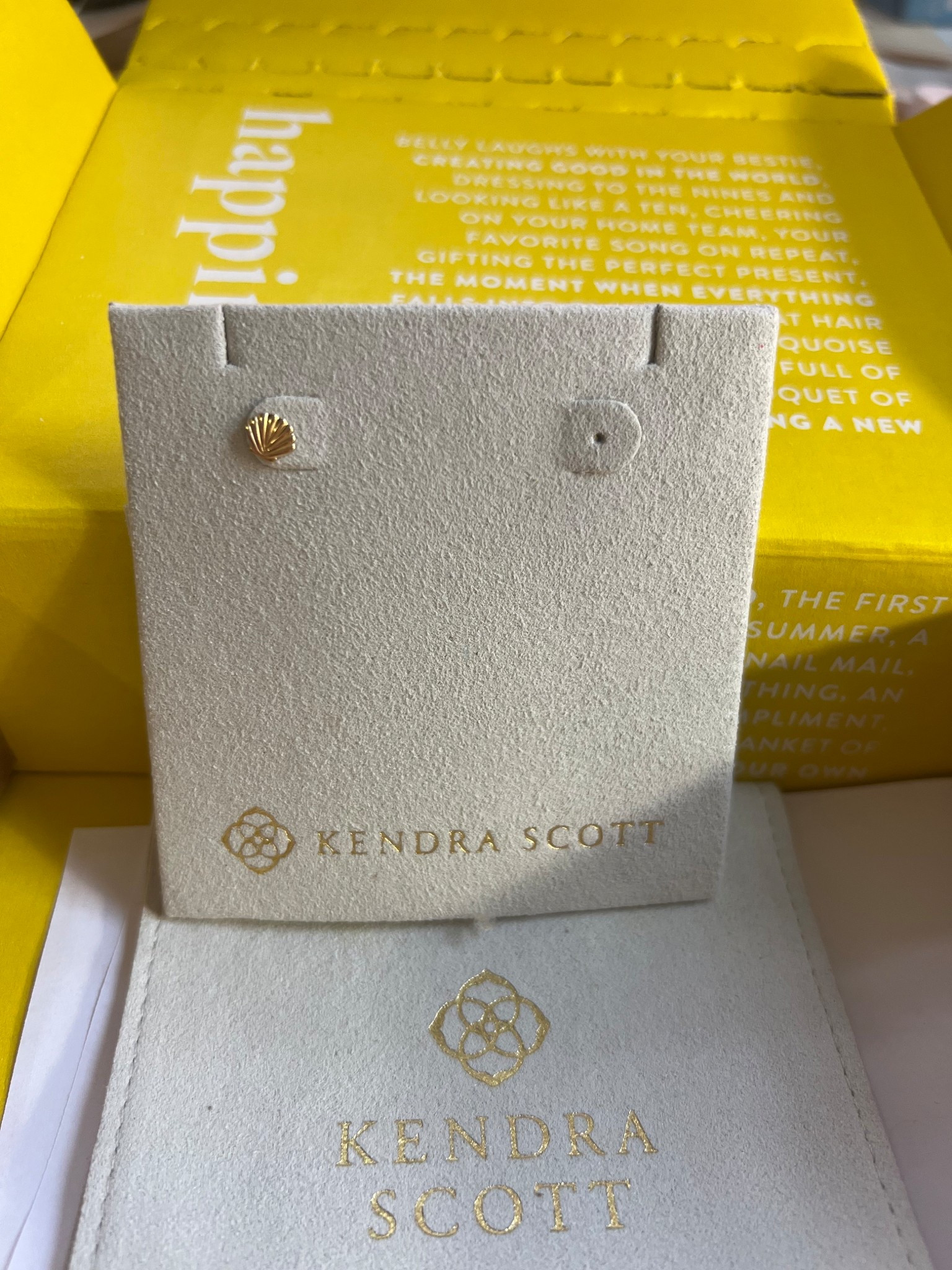 My favorite earrings I wear every day but be warned if you don’t read like I do it only comes with one 🙃. Worked out in my favor because I ended up pulling one out of my ear my accident so I need only one 😅. 

Beachy jewelry, seashell earrings, seashell jewelry, sale, Black Friday sale, Kendra Scott, Alicia Bice, does it come in pink blog 

#LTKSaleAlert #LTKHoliday #LTKGiftGuide