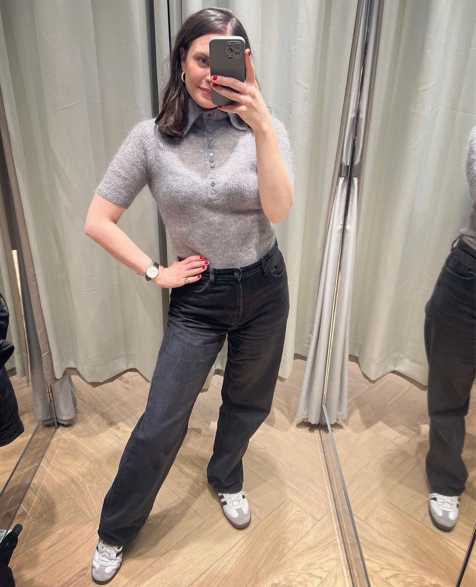 Look 1: A little @hm top try on ✨ which one is your favourite? 

Still looking for a fabulous last minute Christmas gift? 🎁 a digital gift of style voucher would be a lovely treat! DM me to book 💌 or email hello@weizstyles.com 

#personalstylist #giftvoucher #giftofstyle #lastminutegifts #christmasgifts #personalstyling #personalstylistlondon #tryon #hmtryon #stylewithme #femaleentrepreneur #femalebusinessowner #stylinginspiration #dresswithconfidence #stylewithconfidence #colouranalysis #wardrobeedit #personalshoppers #highstreetstyle #highstreetfashion #lorellasangels #ltkfashion #weizstyles #thegiftofstyle #selfcare #wellness #letmehelpyou #giftofgiving #allbright #foundandflourish #mohair #jeans #samba #adidas #riverisland #cool #casual #smartcasual #grey #hm #neutral #daywear #everydaystyle #seasonal #tee #collar #buttons #warm #cosy  

#LTKSeasonal #LTKstyletip #LTKeurope