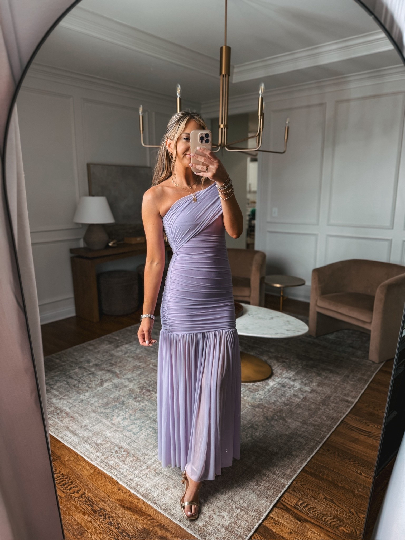 Stunning wedding guest dress! This spring dress is so flattering! You could wear it at a resort or beach vacation. 

#LTKspring #LTKTravel #LTKWedding