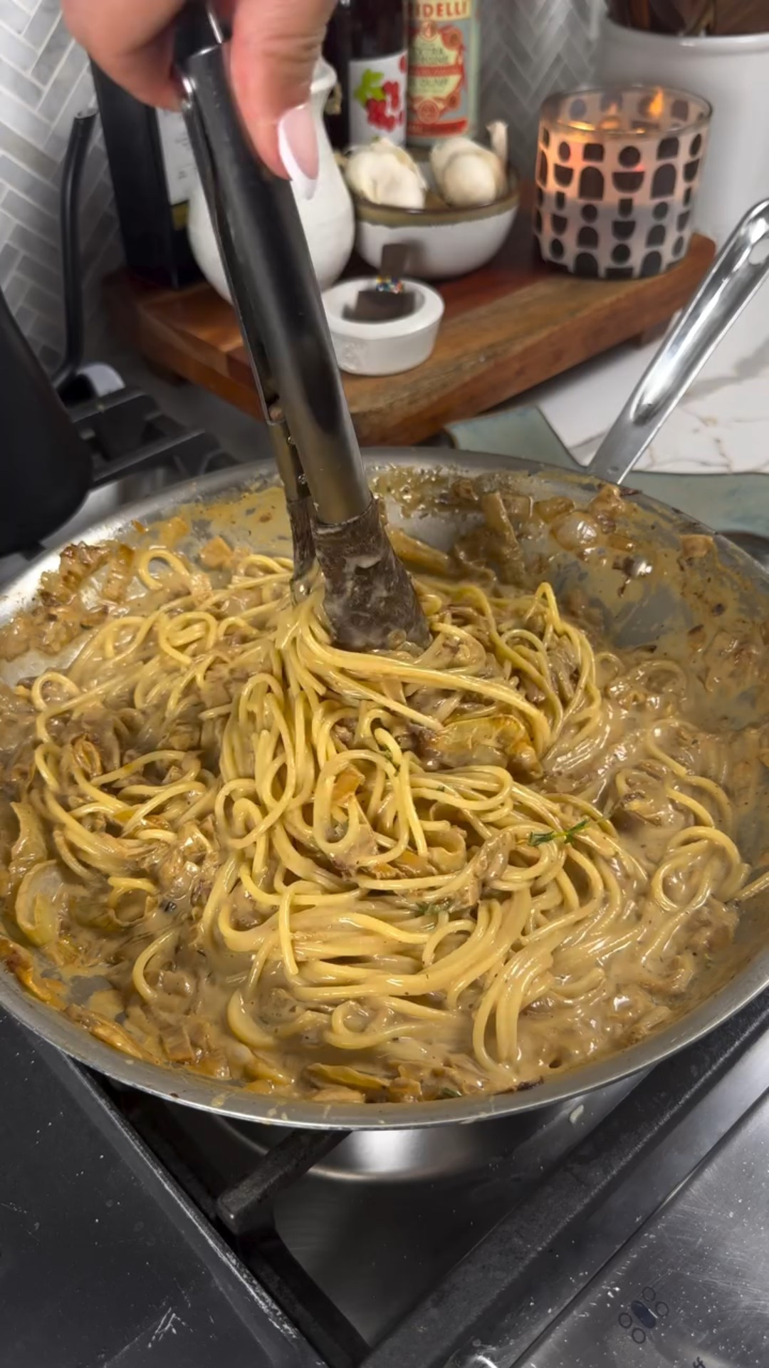 Caramelized onion and Boursin pasta 🧅

Follow @fridasofiaeats + comment “Recipe” for a link to this recipe ✨

Serve this at a party and watch it disappear. Caramelized onion spaghetti with Boursin cheese cause why not. Just 7 simple ingredient, rich, savory and sooo yumm

Olive oil
2 tbsp butter 
3 yellow onions, sliced 🧅
2 tbsp balsamic glaze
1 Boursin cheese
1/4 parmesan cheese, grated
1/2 cup reserved pasta water
1/2 lbs spaghetti

1. Add olive oil to a large pan over medium heat, along with the butter. Let melt, then add onions. Add salt and pepper. Cook for 30-40 minutes, start off with medium heat then turn to low. Stir often. Once almost fully caramelized and golden brown, add balsamic glaze and stir.

2. While onions are cooking, boil water and cook spaghetti until al dente. Reserve some water.

3. Add Boursin cheese and thyme to onions, let melt and stir to combine with onions. Add pasta water and cheese, stir to coat pasta. Salt to taste, and serve 🍽️