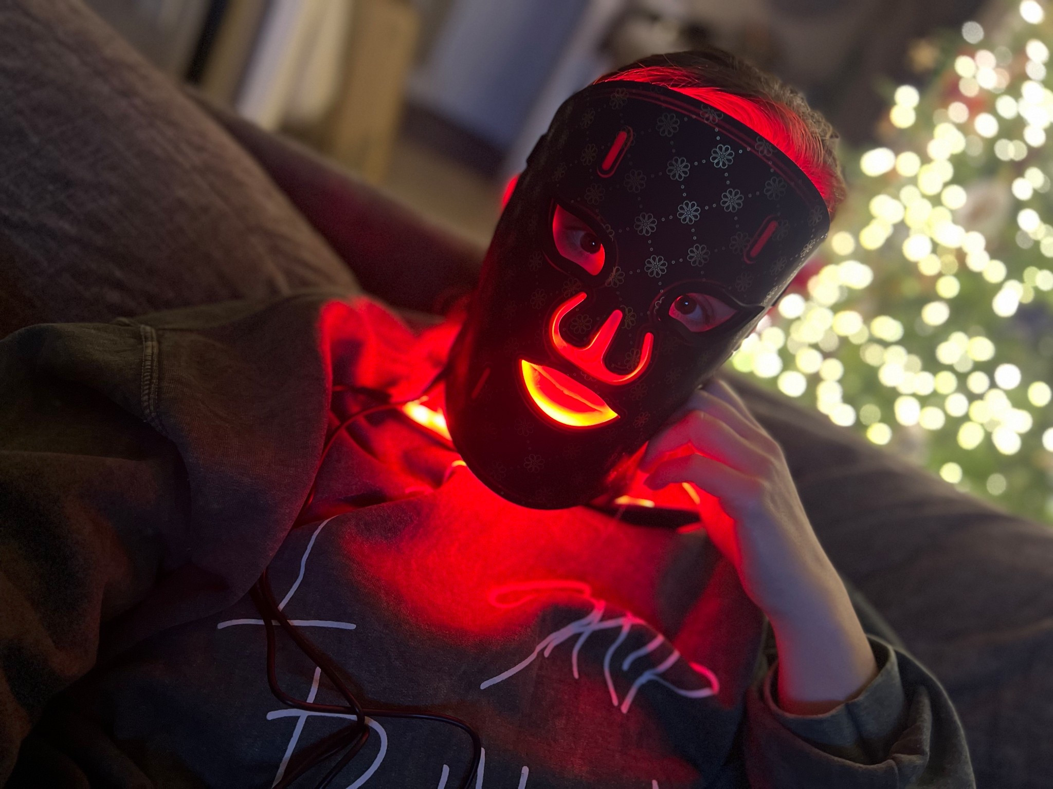 Selfcare Friday. Red light led mask. Red Light Neck Enhancer Mask for Fine Lines

#LTKSeasonal #LTKGiftGuide #LTKBeauty