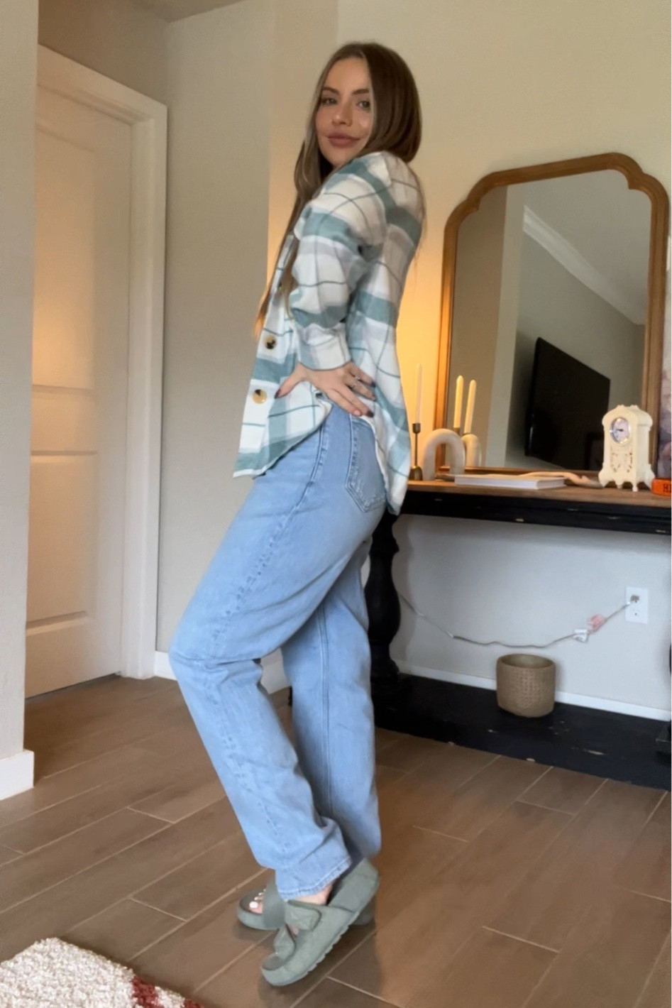 Loving this super casual thanksgiving look! Dad jeans and cropped shacket 👏🏼

Looked everywhere for this shacket but found similar styles!

Size 27 in jeans, small in top

#LTKunder100 #LTKSeasonal #LTKstyletip