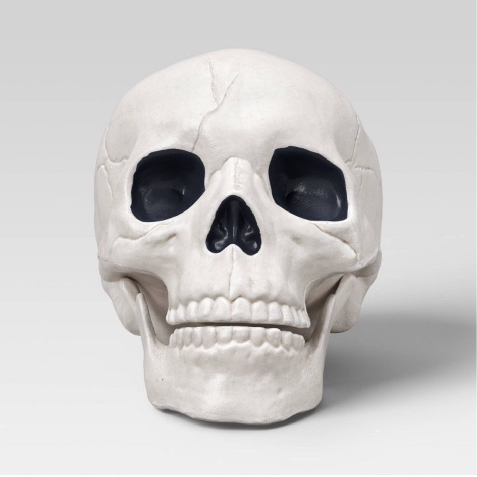 A perfect amount of spooky for your entry way  

#LTKSeasonal #LTKHome #LTKFallSale