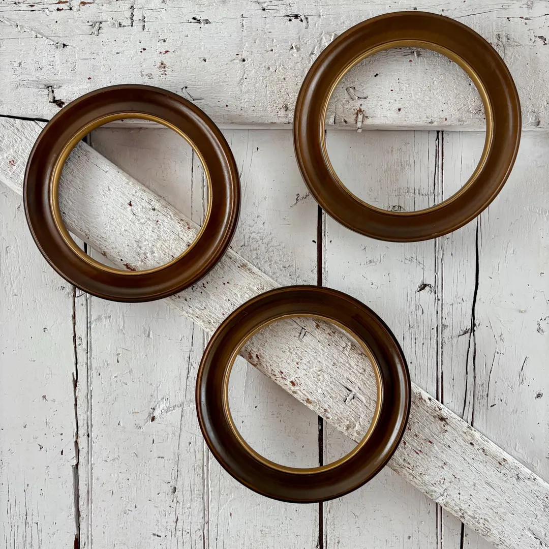 Round Wood Frames Vintage Plate Frames Set of Three 8.5 inches | Etsy (US)