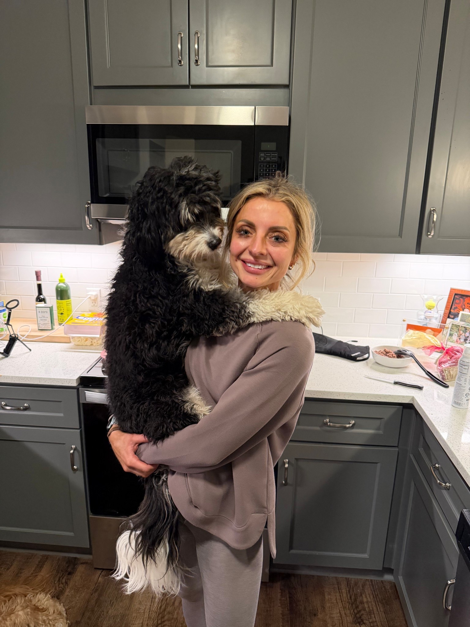 The perfect athlesiure and lounge workout outfit 

#LTKgrwm #LTKHome #LTKfitnessgoals